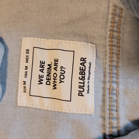 Jean jacket - Picture 2 of 3